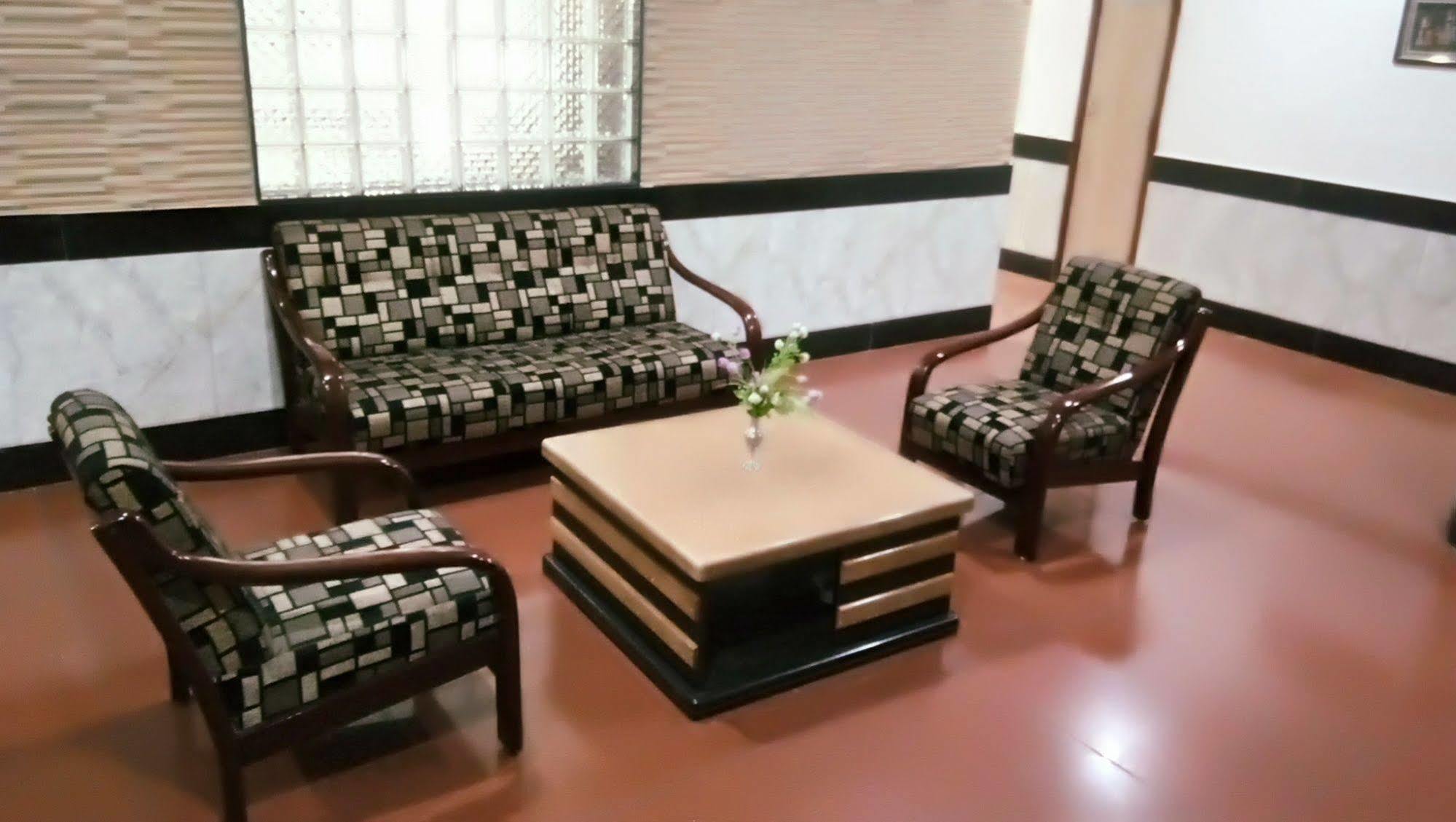 Hotel Arch Manor Deluxe Bhopal Extérieur photo